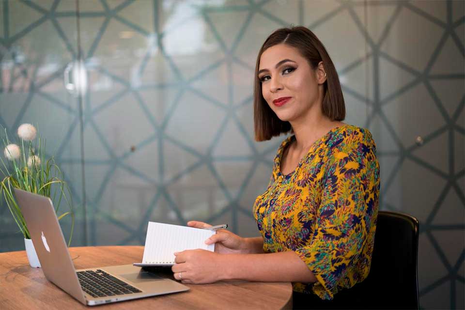 Eliana Cuellar - contacto